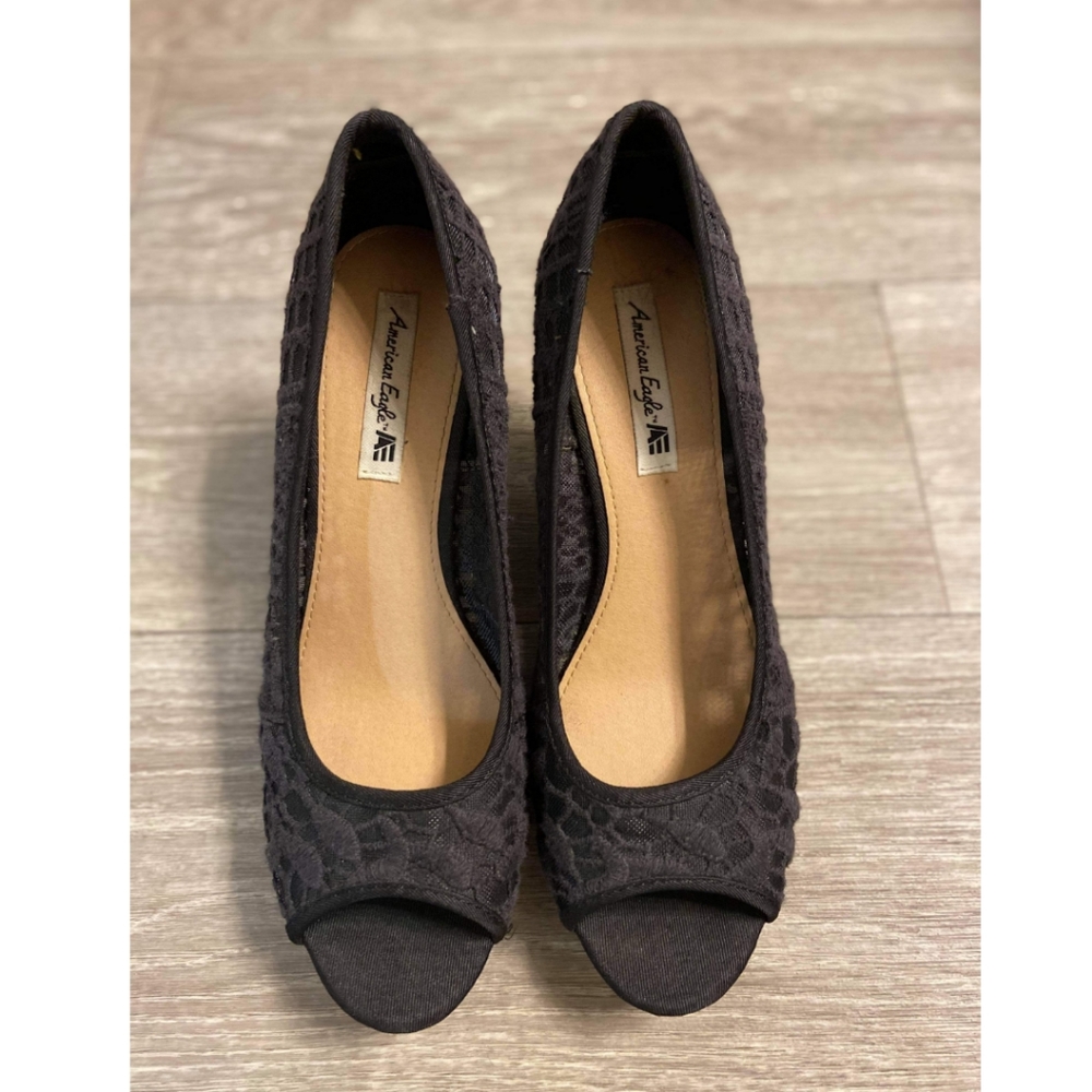 American Eagle Wedges